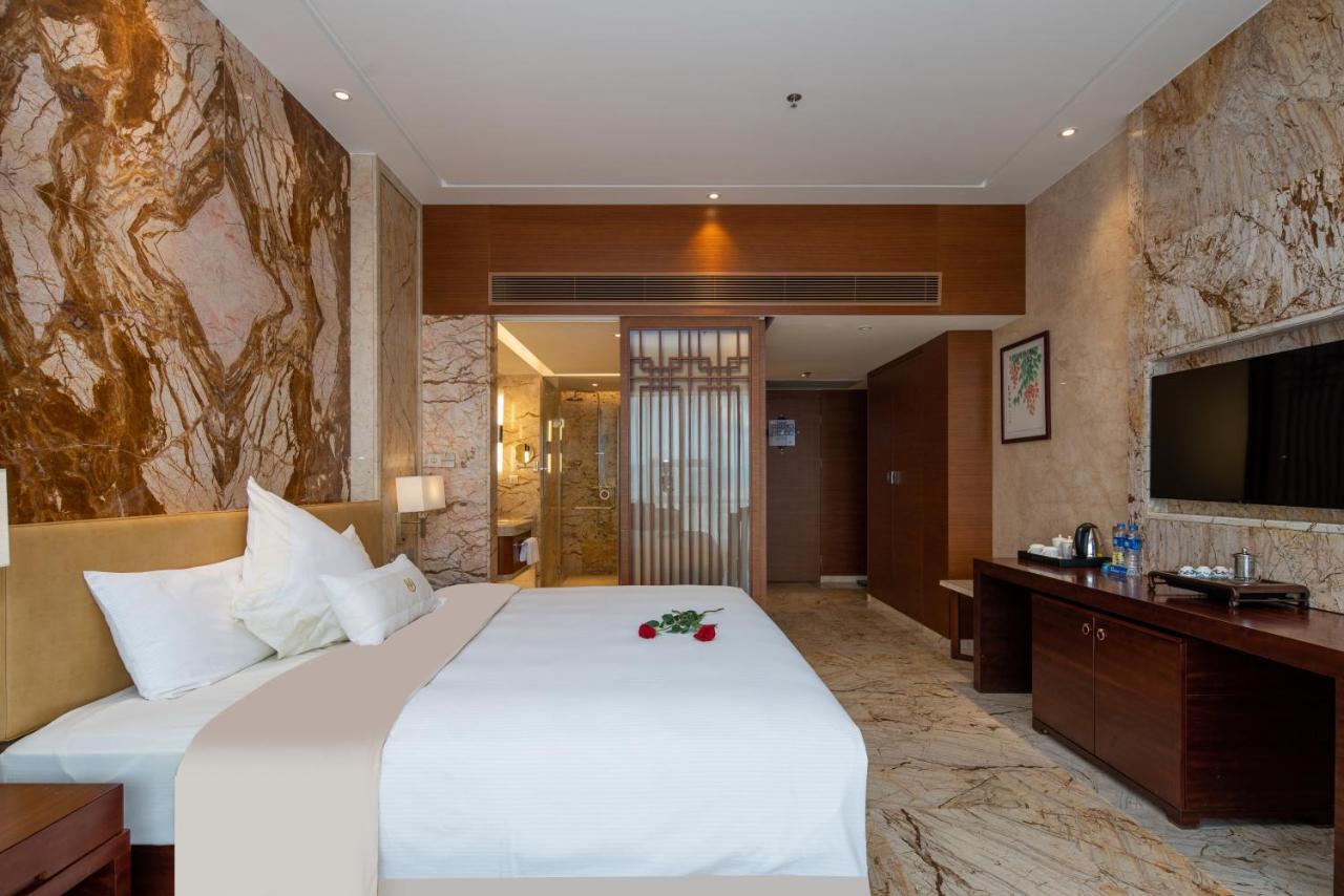 King Royal Hotel Yunfu Екстер'єр фото