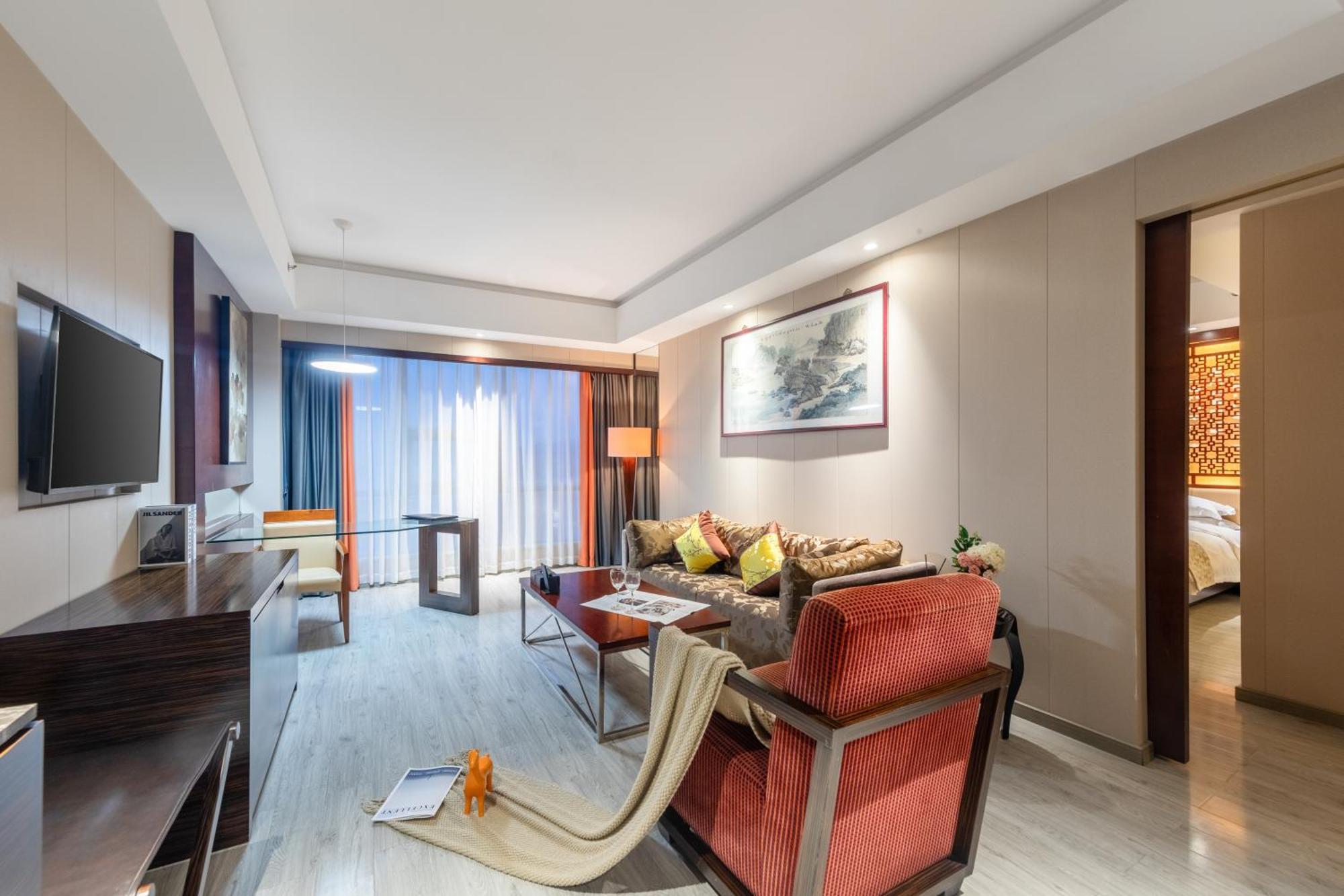 King Royal Hotel Yunfu Екстер'єр фото