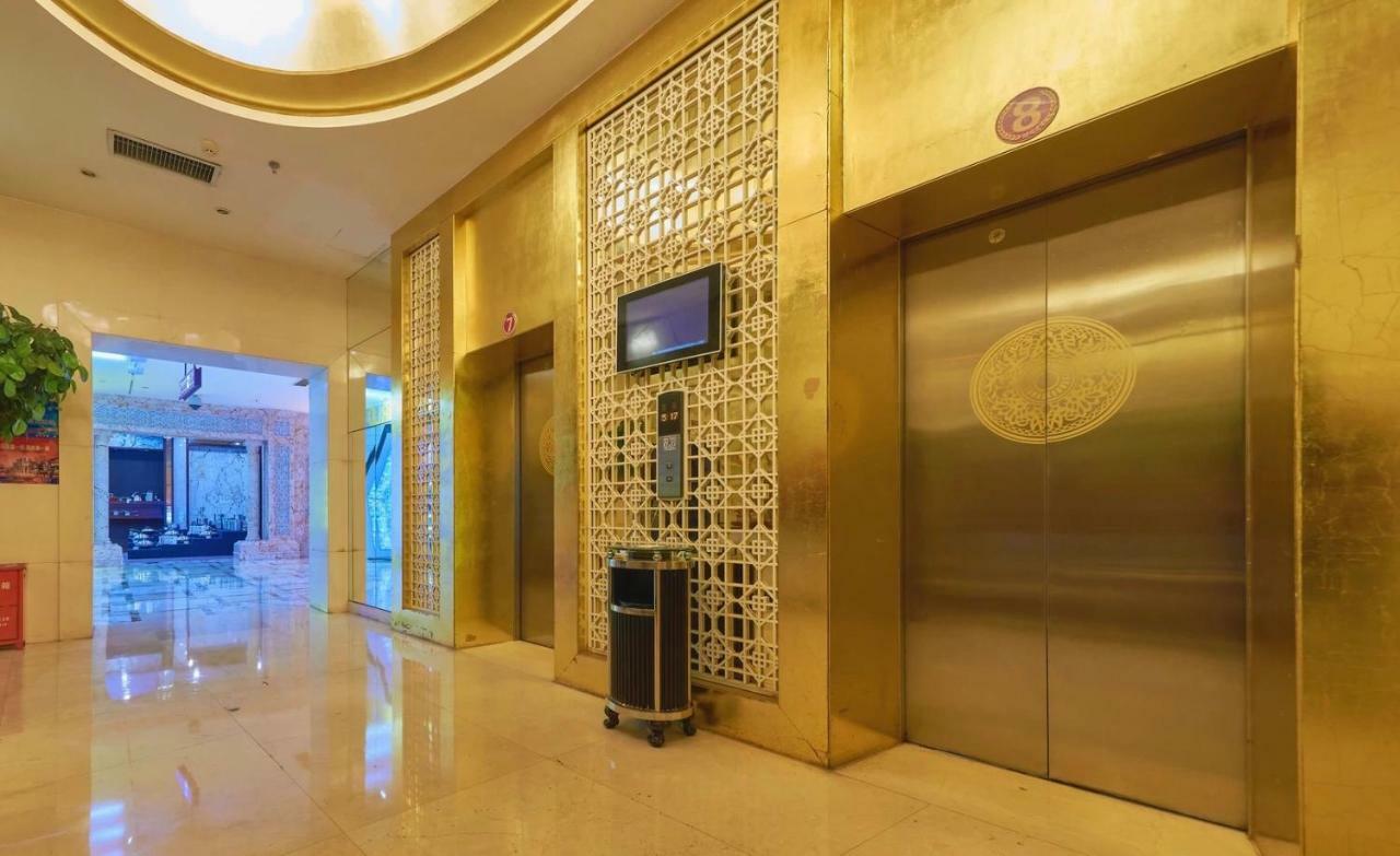 King Royal Hotel Yunfu Екстер'єр фото